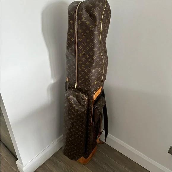 Limited Edition Louis Vuitton Casanova Vintage Golf Bag - Picture 3 of 4